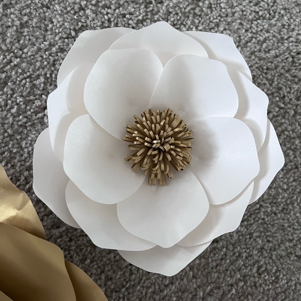 Handcrafted Paper Flower - Picture 5 of 7